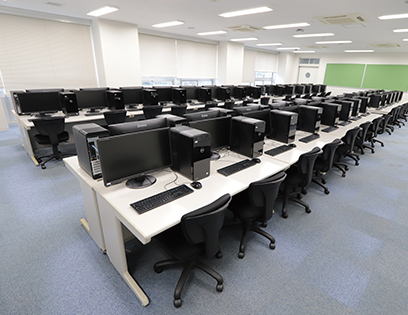 p_map40 情報メディア実習室写真