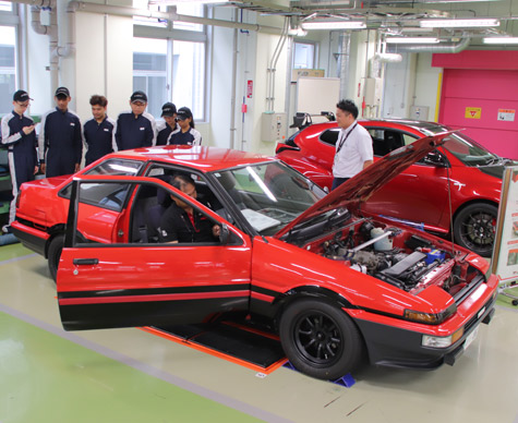 「トヨタ乗用車講習会」が実施されました
